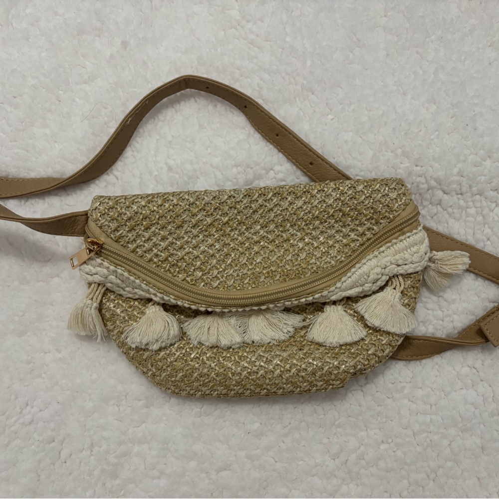 SHEIN Beige Woven Crossbody Bag with Tassels
